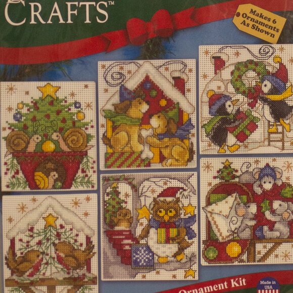 New in Package Design Works Crafts Home for Christmas Counted Cross Stitch Kit - Picture 2 of 4